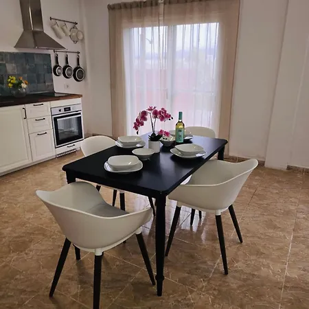 Semesterbostad Basalto House Flat Tenerife South *